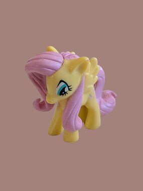 10/$25 My Little Pony Friendship is Magic Mini Blind Bag Fluttershy Figure